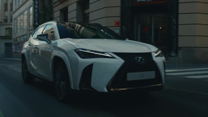 Lexus UX 250h mit neuen Technologien, besserem Handling und mehr Auswahl