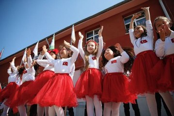 Eskişehir'de "Geleceğimiz İçin İklim İçin Tek Yürek" projesi başladı