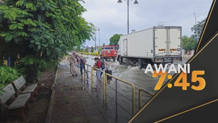 Air Pasang | Sebahagian besar pekan Kuala Kedah terjejas