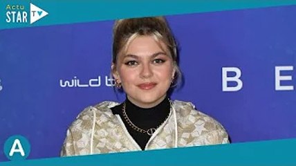 "J'étais hallucinée" : cette question choquante posée à Louane sur la mort de ses parents