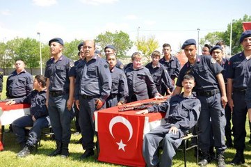 KARAMAN'DA 27 ENGELLİ 1 GÜNLÜĞÜNE ASKER OLDU