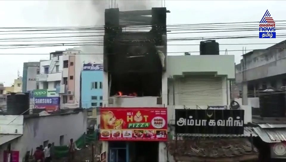 மள மளவென பற்றி எரிந்த தீ.. முழுவதும் சேதம் அடைந்த கடை..! கண்ணீர் வடிக்கும் உரிமையாளர் வீடியோ..