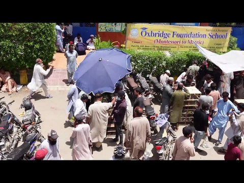 Sights and Sounds of World largest Lalu Khait birds Market in Karachi, Pakistan - Walking Tour, 4K