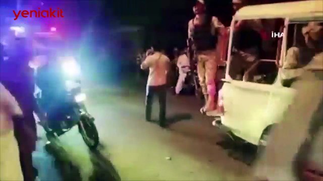 Pakistan’da bombalı saldırı: Ölü ve yaralılar var