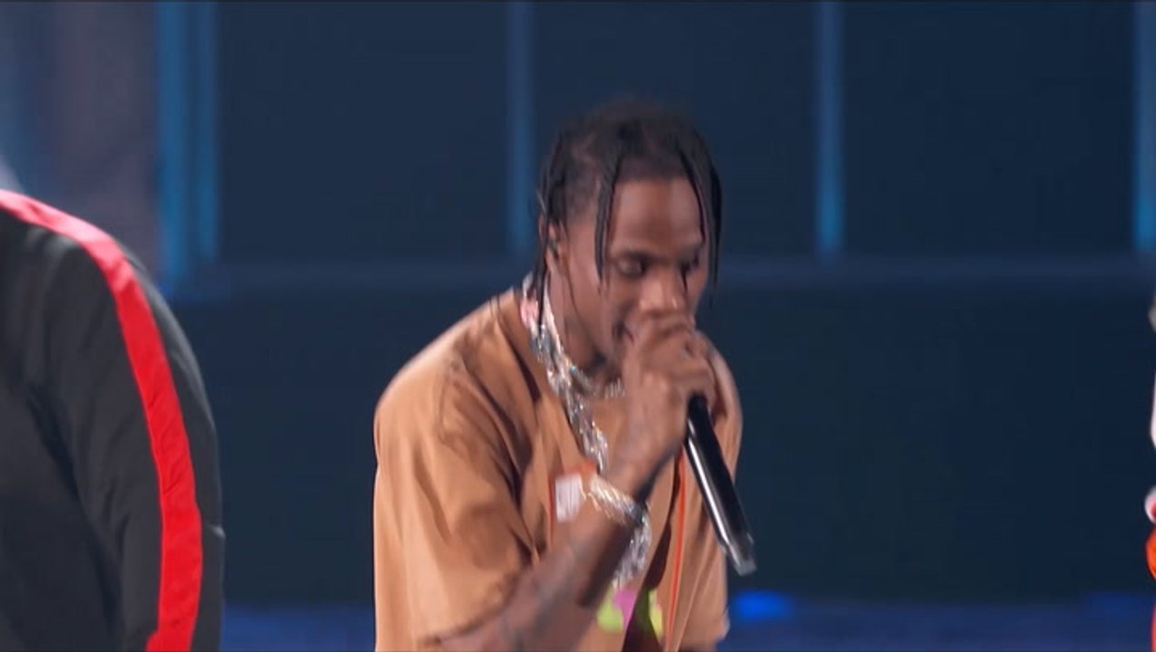 Kylie Jenner & Stormi Webster Support Travis Scott On Billboard Music Awards Carpet Before He Performs