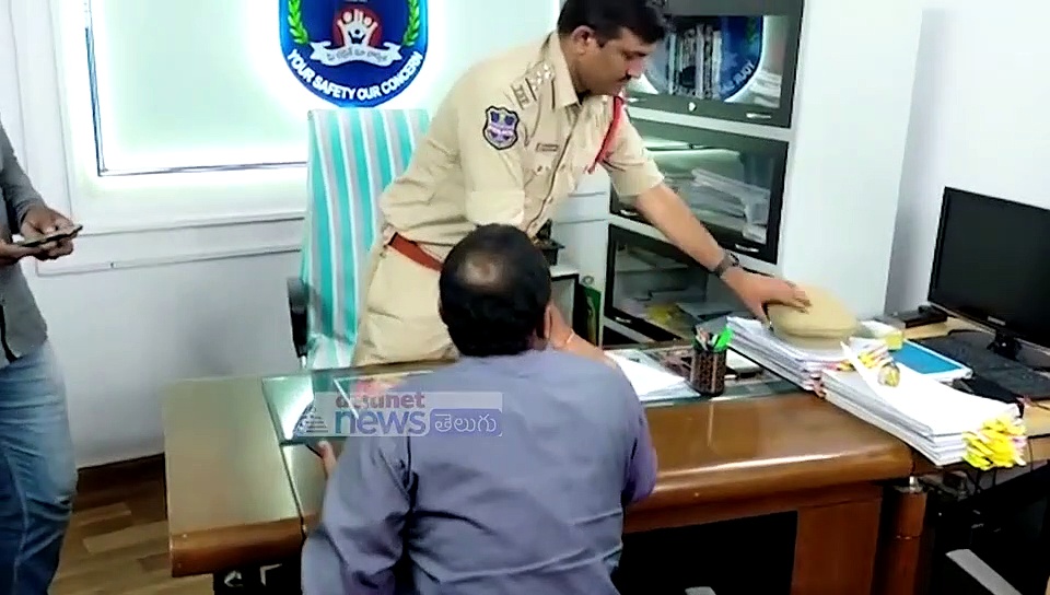 RTC strike video : అశ్వత్థామ రెడ్డిపై బస్ డ్రైవర్ కేసు