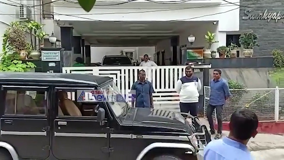 RTC strike video : అలంపూర్ మాజీ ఎమ్మెల్యే సంపత్ కుమార్ హౌస్ అరెస్ట్