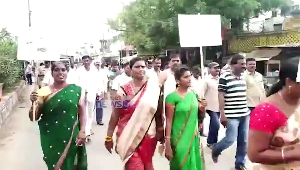 video: మంథనిలో ఆర్టీసీ కార్మికుల అర్థనగ్న ప్రదర్శన