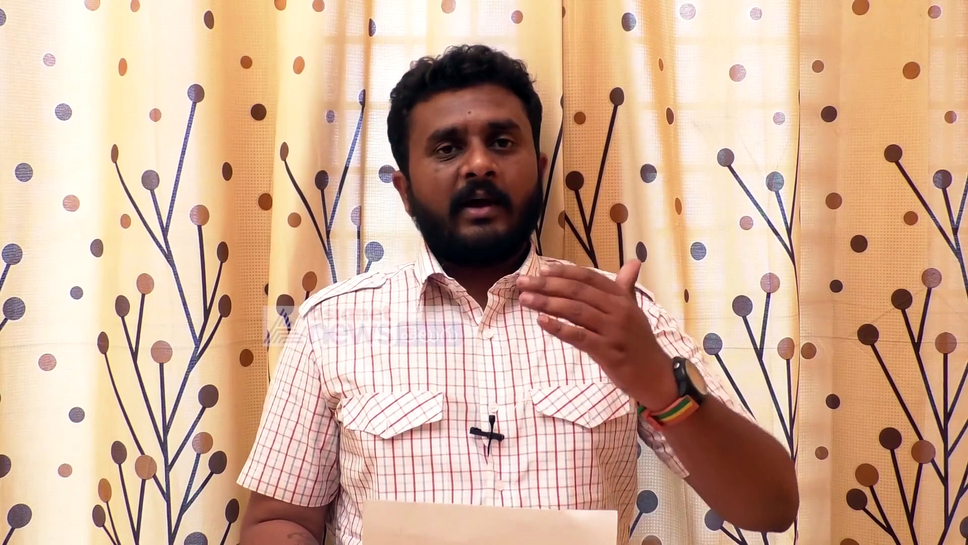 ఆసీస్ పై సెమీ ఫైనల్: ఇంగ్లాండు ఒత్తిడిని ఎదుర్కుంటే...(వీడియో)