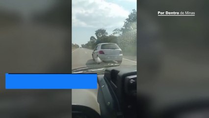 Carro furtado com bebê de 3 meses dentro é perseguido por policiais em Paracatu