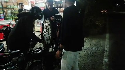 Musik enak di dengar saat hati galau