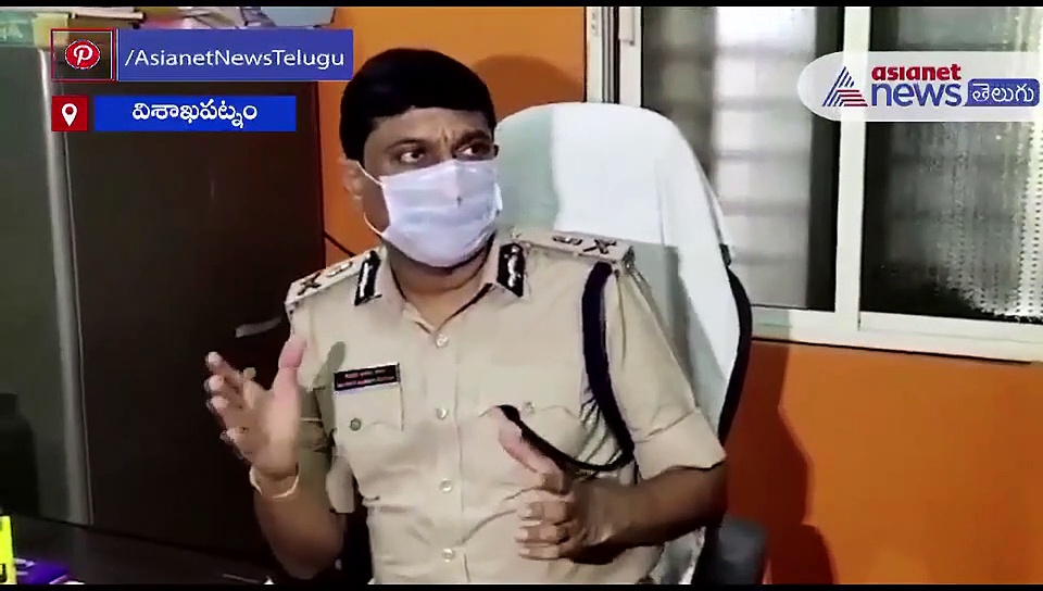 విశాఖ డాక్టర్ సుధాకర్ కేసులో మరో ట్విస్ట్.. పదే పదే పోలీస్ స్టేషన్‌కు వెళ్లి!