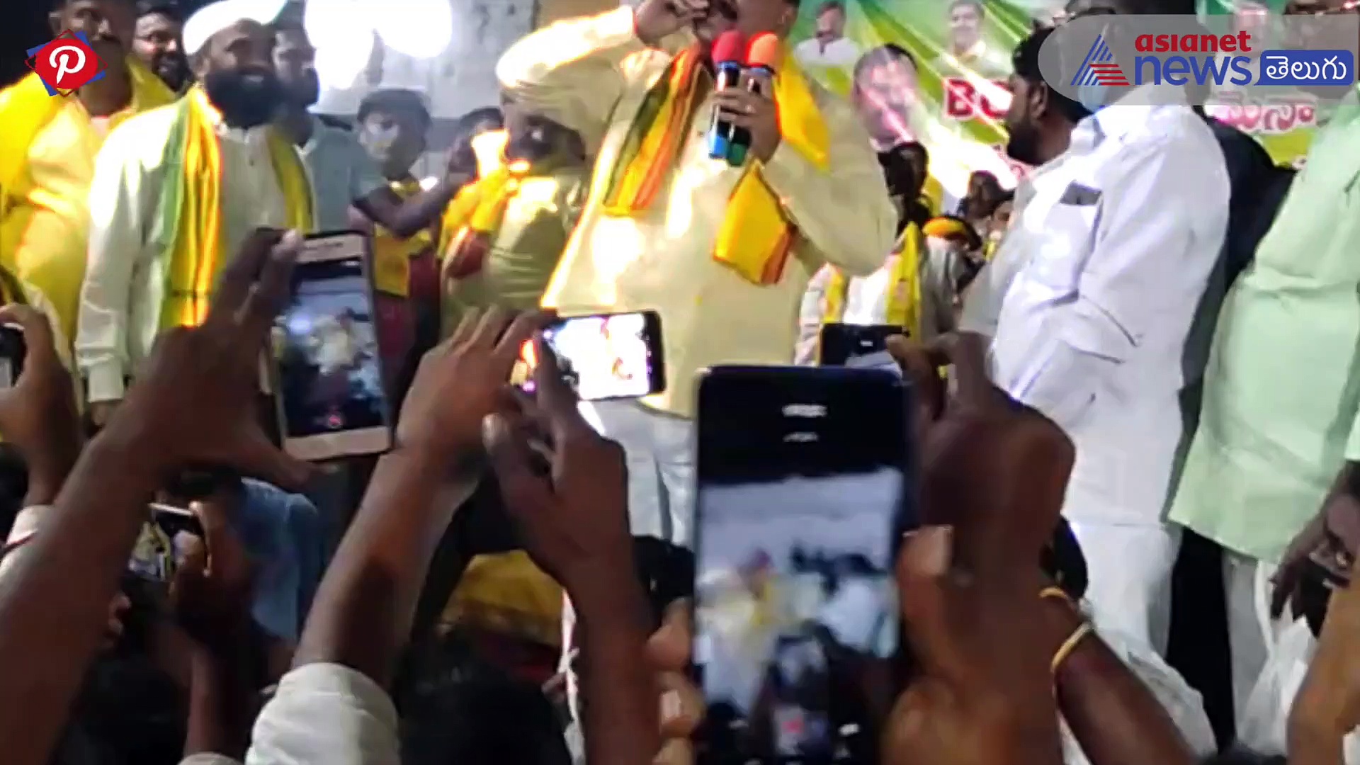 జగన్ సర్కార్ పై ఆగ్రహం... మీసం తిప్పి తొడగొట్టిన యరపతినేని