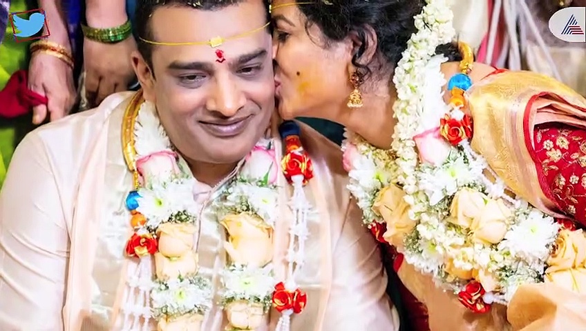 ఈ ముద్దుల గోలేంటో..