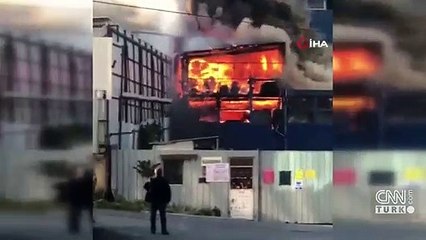 Son dakika... İstanbul'da plastik fabrikasında yangın!