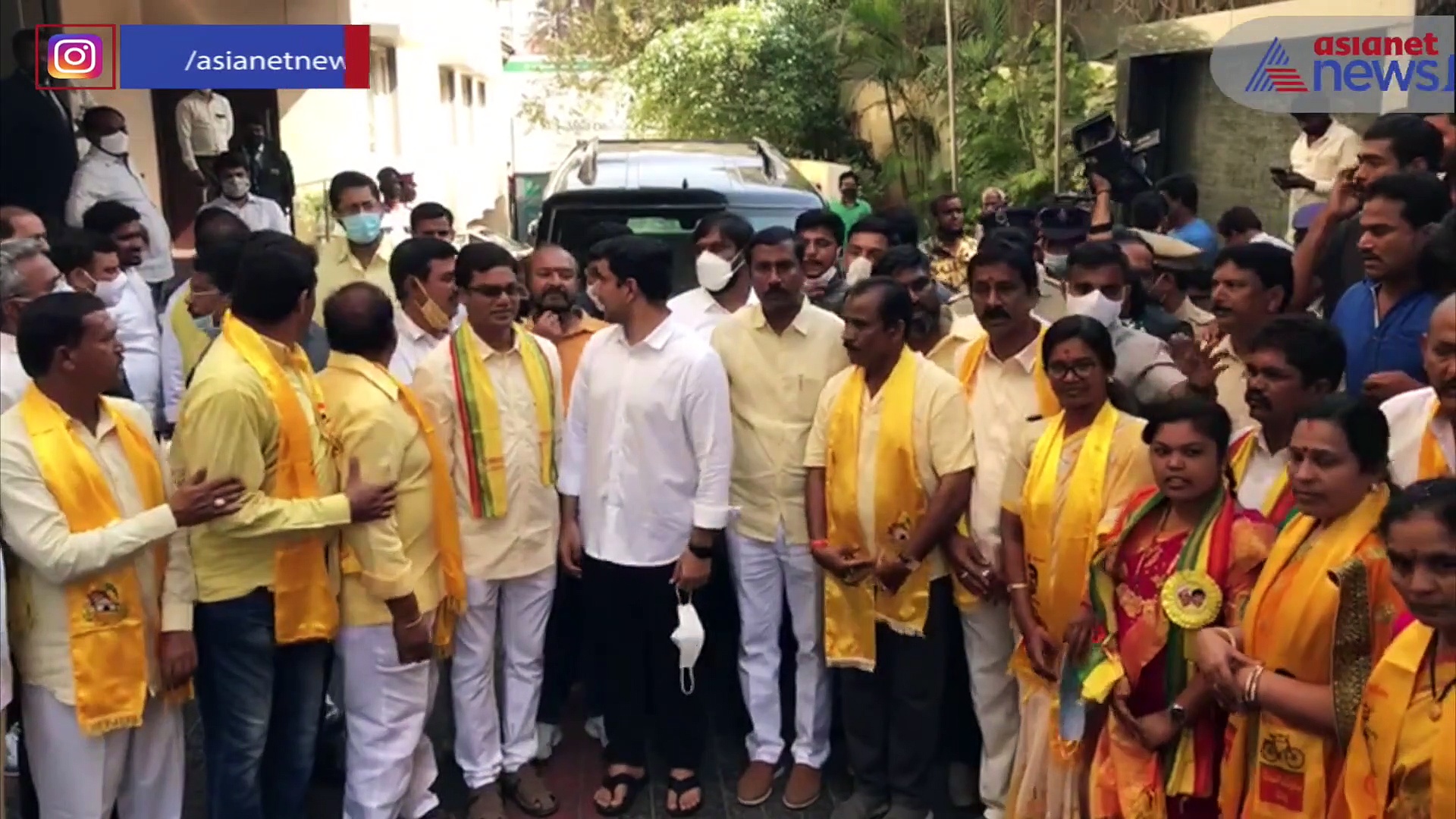 సింహాచలం నరసింహస్వామి సన్నిధిలో నారా లోకేష్