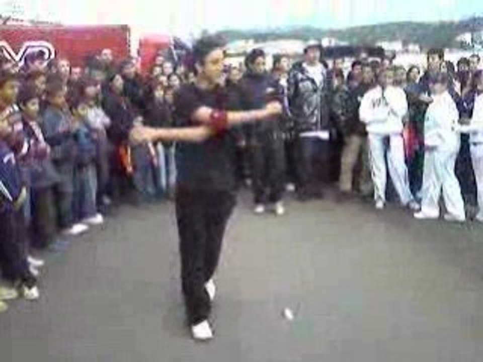 Battle hip hop vs tecktonik à AJACCIO