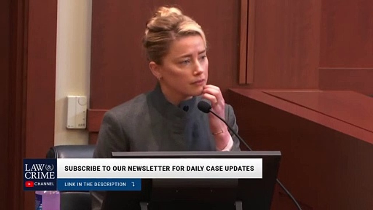 Amber Heard supplie au tribunal Johnny Depp de la "laisser tranquille", dénonçant la "torture" de devoir revivre les violences conjugales qu'elle l'accuse de lui avoir fait subir