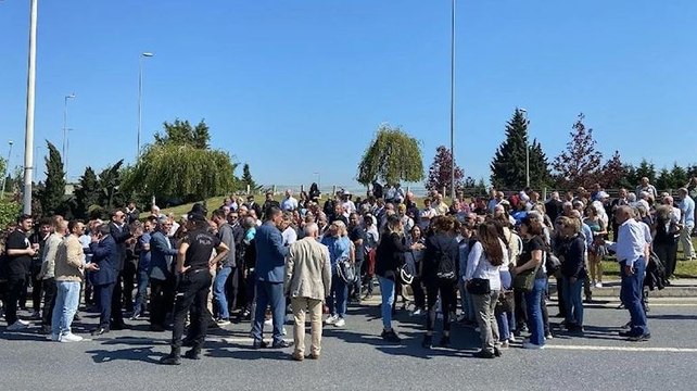 Atatürk Havalimanı önünde eylem