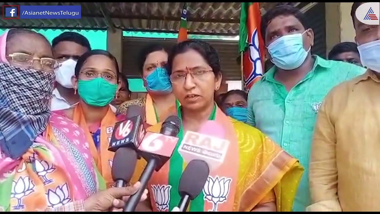 గడప గడపకూ ఈటల రాజేందర్ సతీమణి జమున