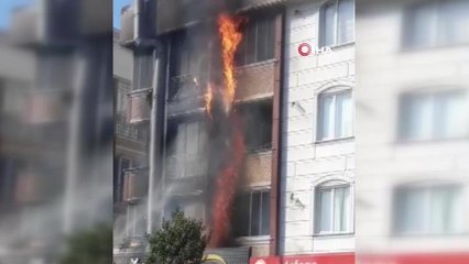 Lokanta bacasından çıkan yangın büyüyerek binayı kapladı, korku dolu anlar yaşandı