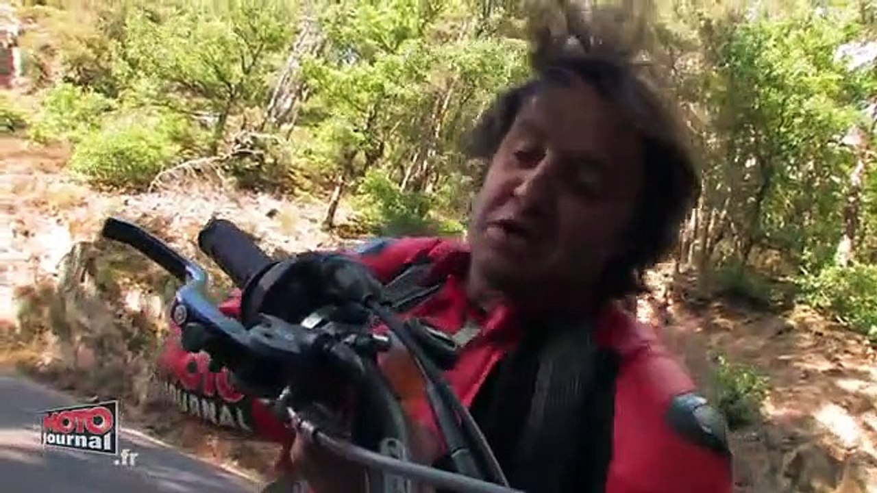 RECO MOTO TOUR 2009  INTERDIT AUX PARENTS ( MOTO JOURNAL )