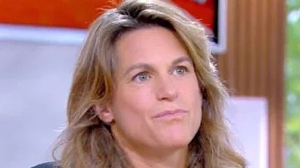 "J'attends le jour où on passera au-delà de tout ça" : Amélie Mauresmo pousse un coup de gueule dans