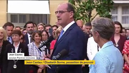 Passation entre Jean Castex et Elisabeth Borne à Matignon