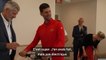 Roland-Garros - Djokovic reçoit une trottinette électrique pour son anniversaire