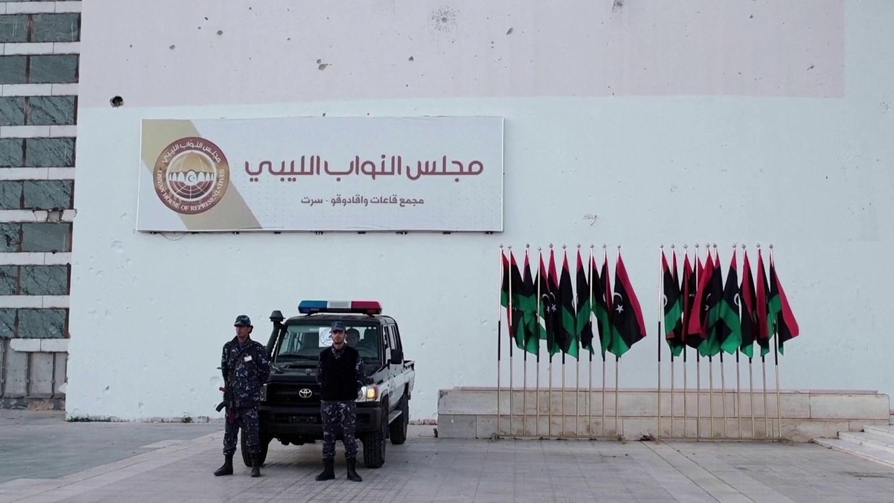 أخبار الساعة| حكومة ثالثة في ليبيا بجانب الدبيب...