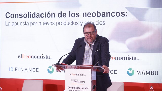 José Manuel López Zafra: La revolución tecnológica de los neobancos cambia el panorama y el sistema económico