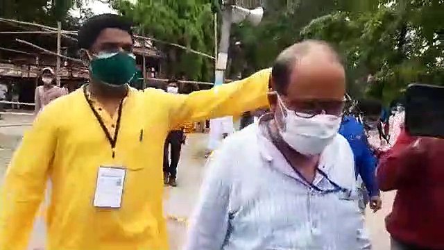 CPM candidate Ashok Bhattacharya trails BJP candidate Sankar Ghosh in Siliguri spb