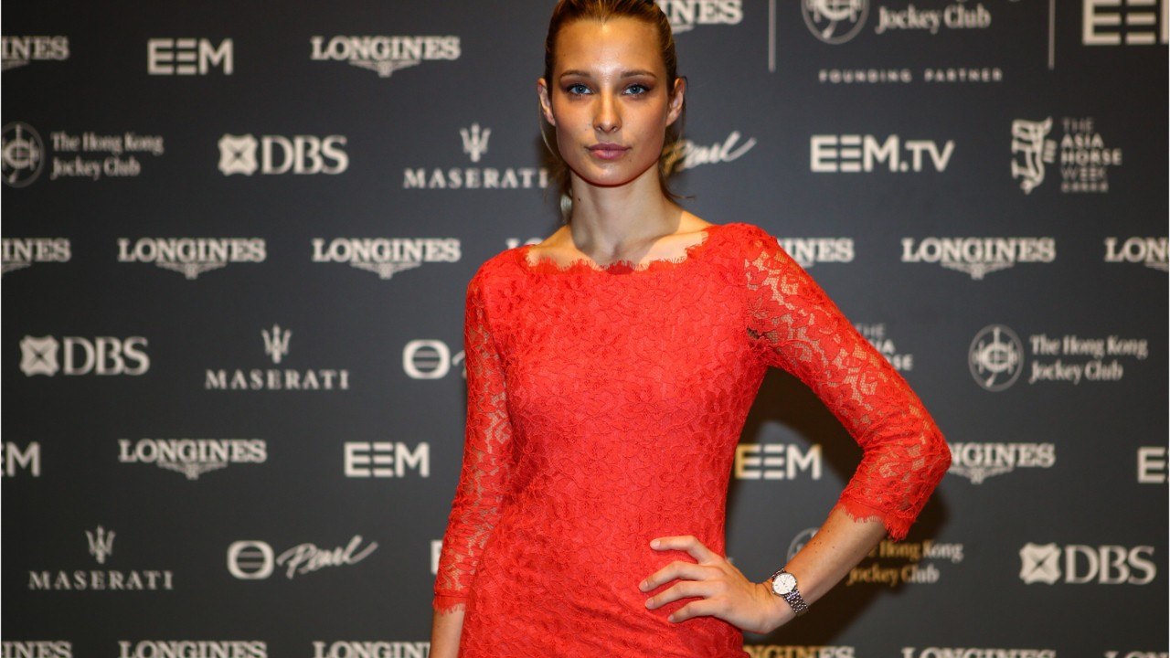 VOICI : Ilona Smet a 27 ans : Estelle Lefébure et Emma Smet partagent de tendres photos pour son anniversaire