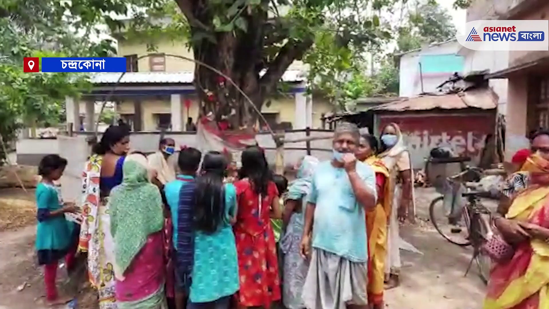 করোনা থেকে বাঁচতে এবার পুজোতেই ভরসা গ্রামবাসীদের