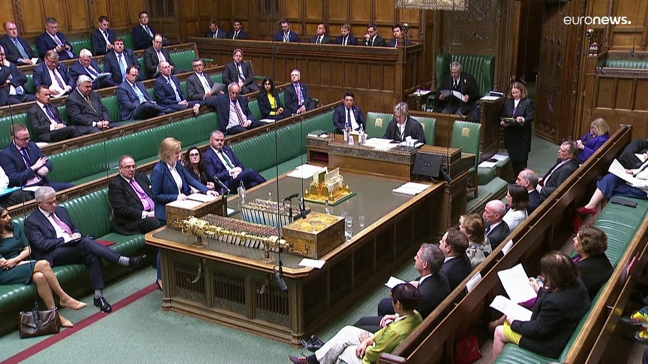 Bald neues gesetz für nordirland, das gegen brexit-regeln verstößt?