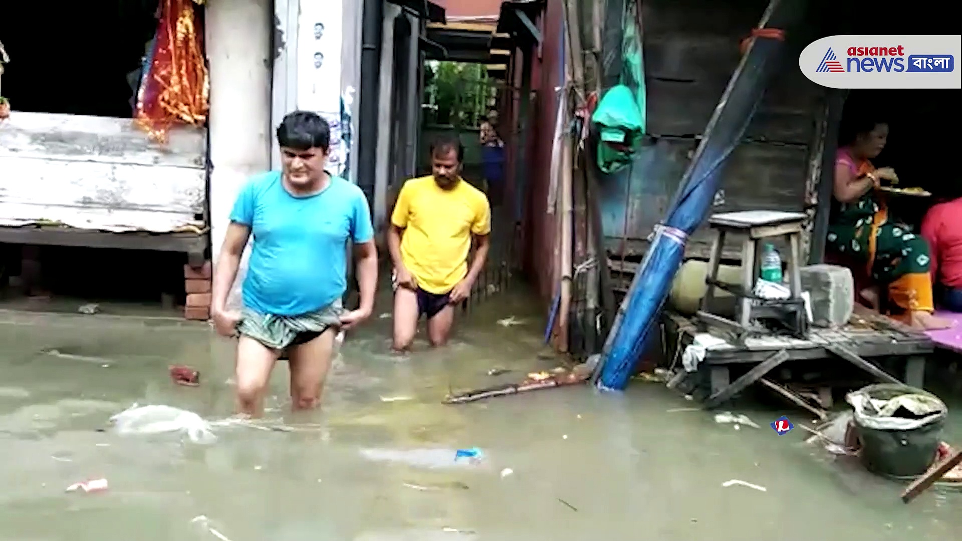 ঘূর্ণিঝড় এবং বানের জের, আদিগঙ্গার জলে ভাসল কালীঘাট চত্ত্বর