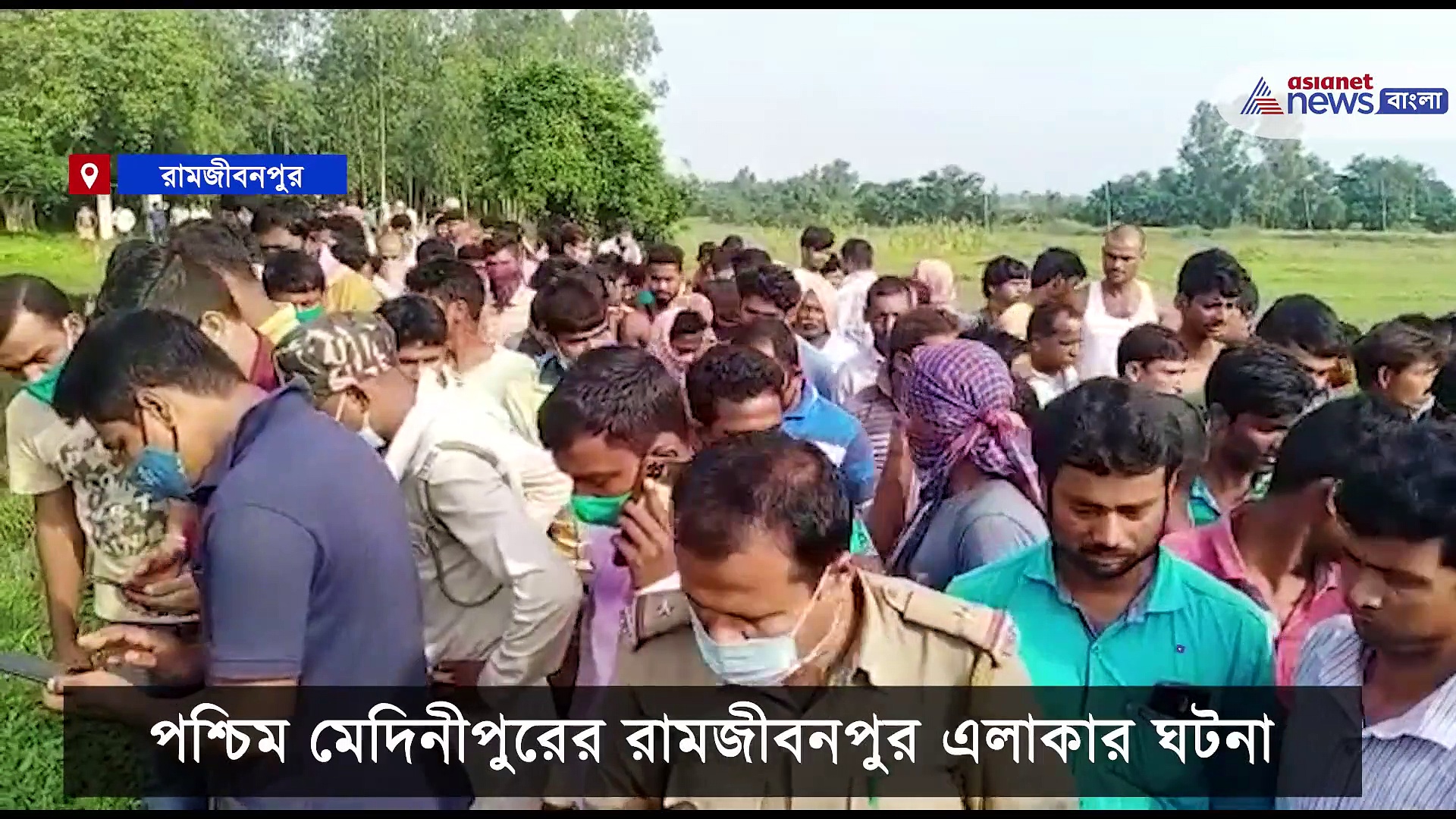 রাস্তায় পড়ে সাইকেল, পুকুর ভাসতে দেখা গেল অজ্ঞাত পরিচয় ব্যক্তির ক্ষত-বিক্ষত দেহ