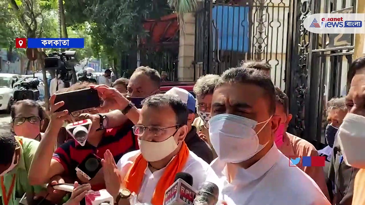 মুকুলের বিধায়ক পদ খারিজ করতে শুভেন্দুর লড়াই জারি