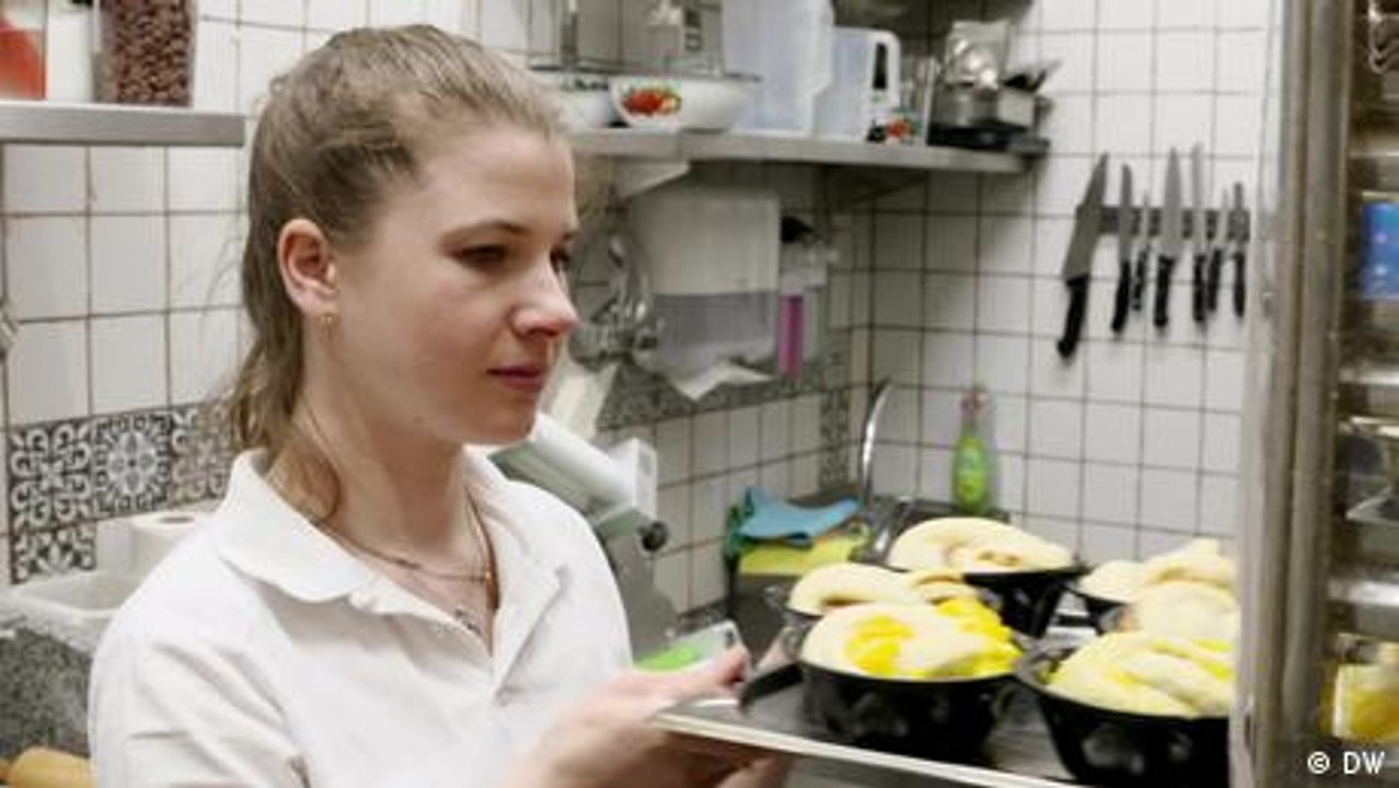 Wie finden Ukrainerinnen Arbeit in Deutschland?