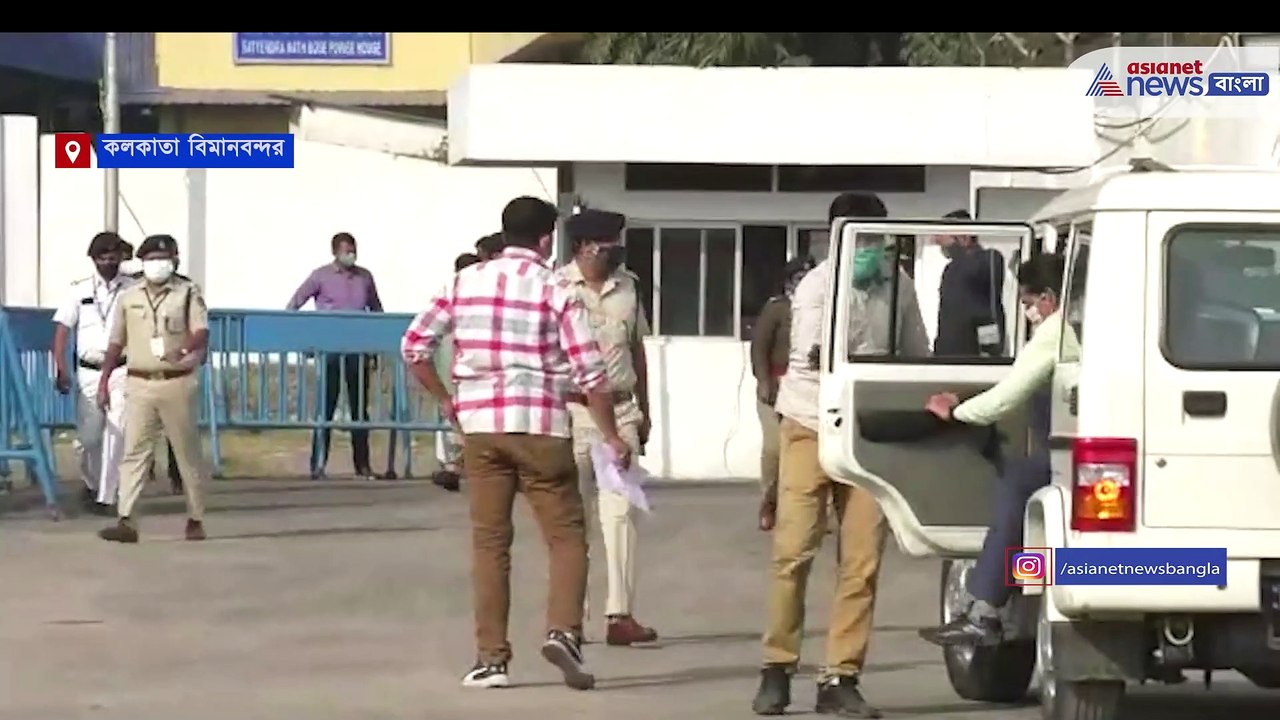 Mamata Banerjee on the way to Mumbai