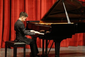 Çocuk piyanistten "Kurtuluş 1919" resitali