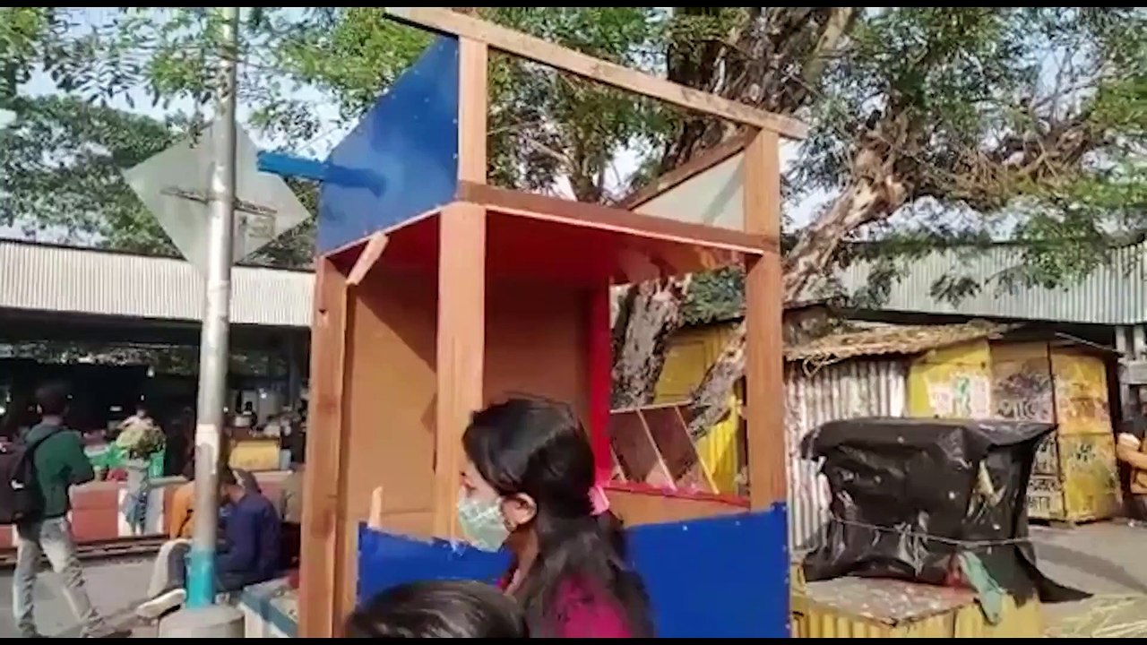 Alligation against RPF to destroy MA english chaiwala shop