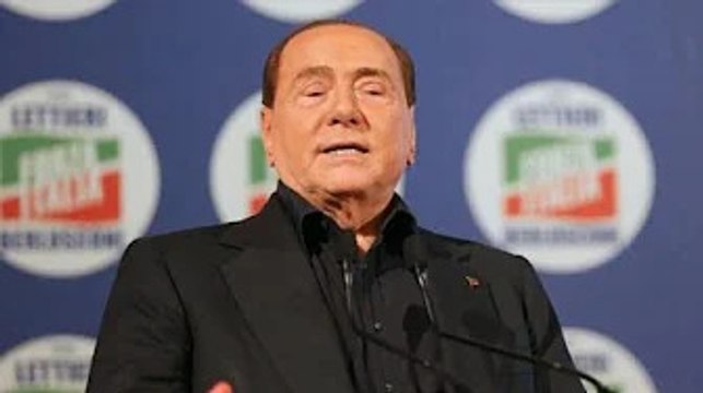 In Campania è scomparsa Forza Italia: niente simbolo in quasi tutti i principali comuni al voto per