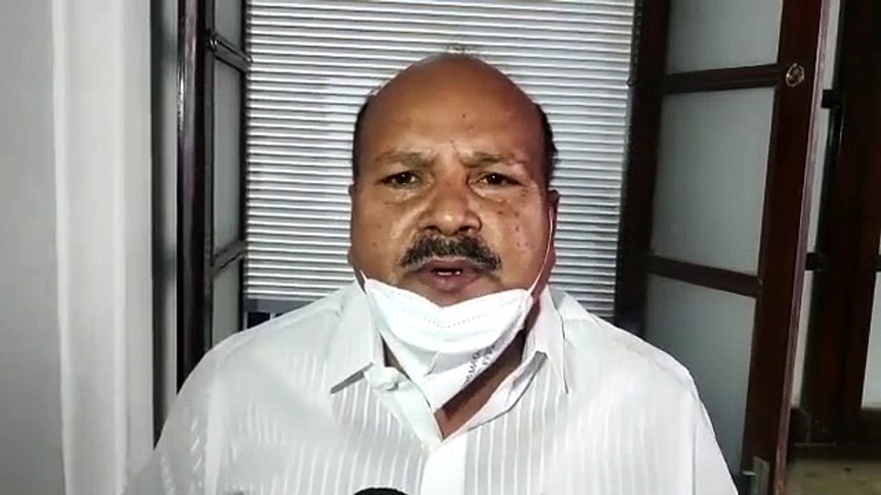 HK Kumaraswamy on Savarkar flyover