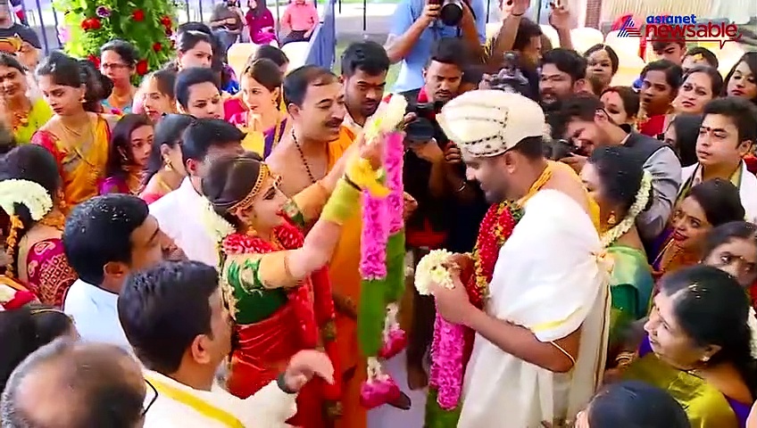 Excusive video: Singer-rapper Chandan Shetty weds Niveditha Gowda
