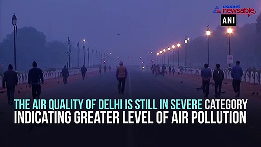 Delhi: AQI remains severe, thick layer of smog covers national capital