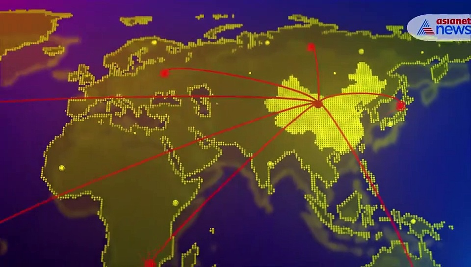 मेट्रो में शख्स को देखते ही लड़की ने फैलाए पैर, पलभर में वायरल हुआ 5 सेकंड का वीडियो