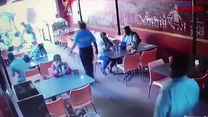 Man stealing handbag