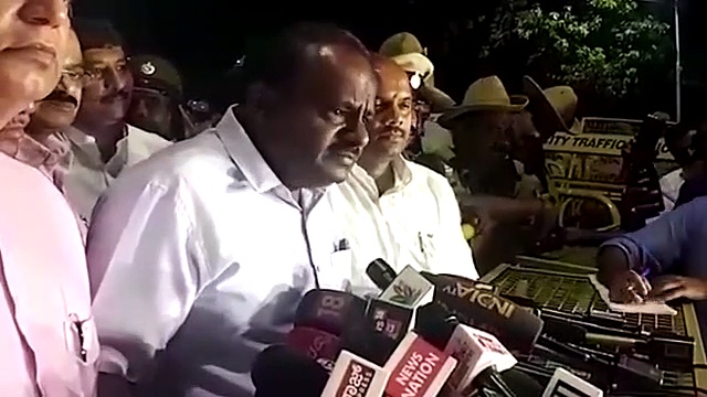 HD Kumaraswamy congratulates the judiciary post Yeddyurappa's resignation