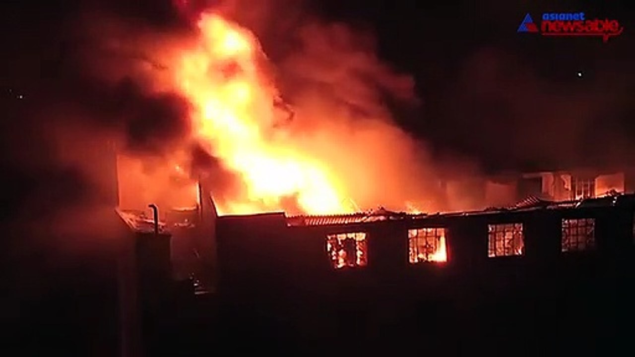 Colossal fire breaks out in a garment factory in Karnataka